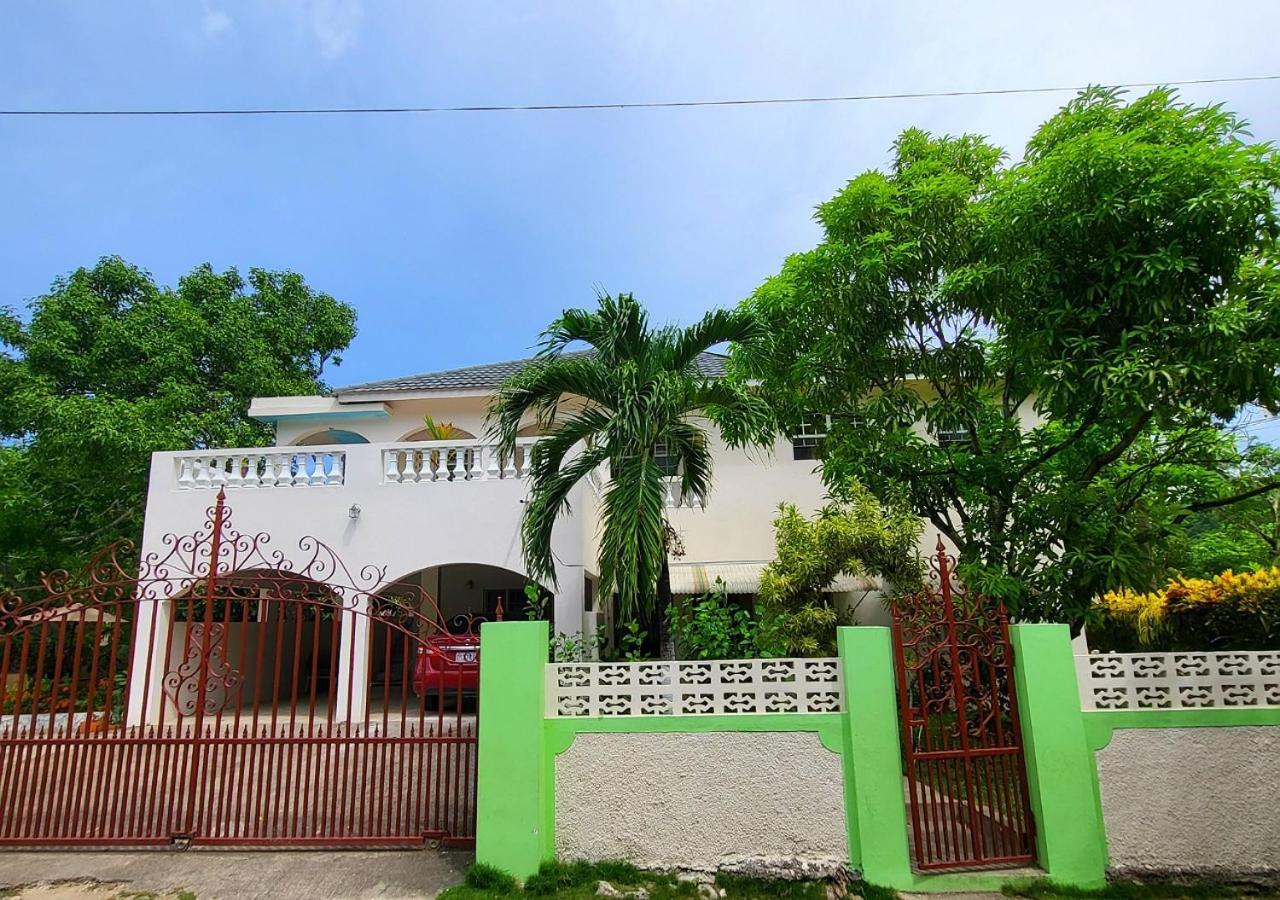Green'S Palace Jamaica Oracabessa Eksteriør bilde