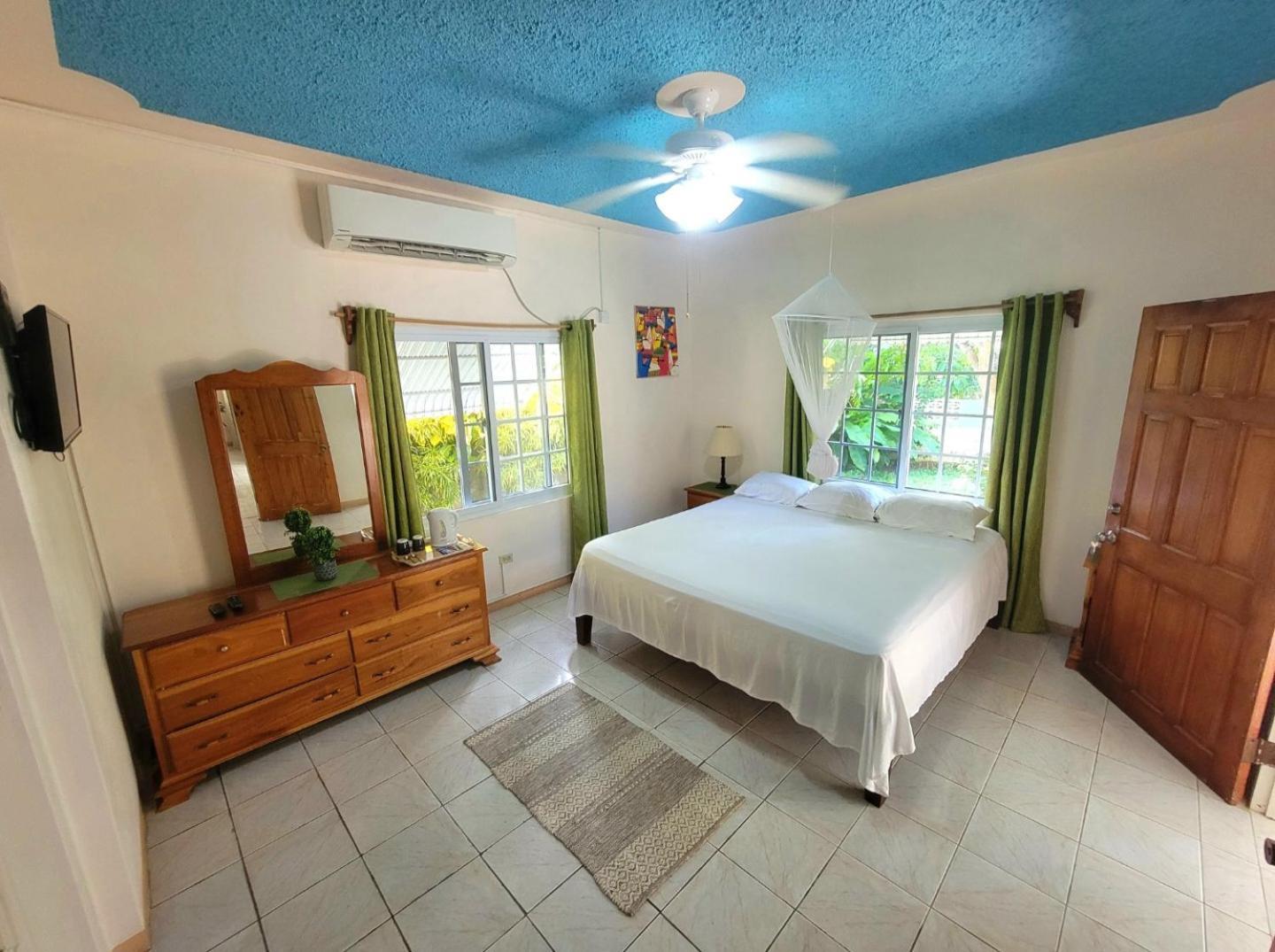 Green'S Palace Jamaica Oracabessa Eksteriør bilde